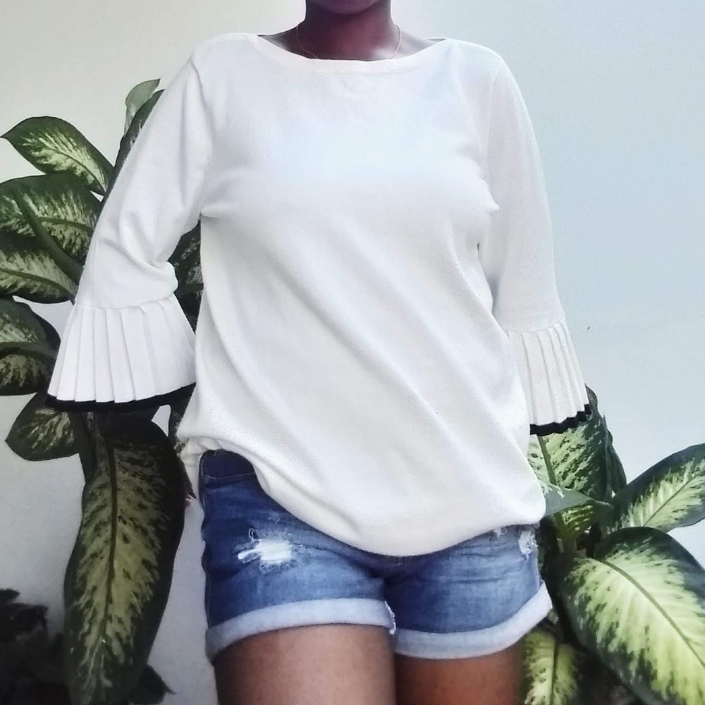 Cable and Guage Sweater Blouse Ruffle Sleeve